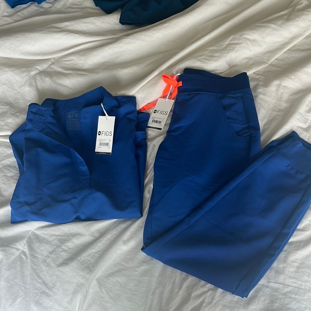 Brand new w tags!!! figs scrub set